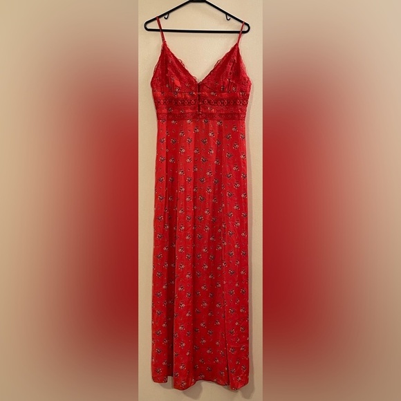 INTIMATELY by FREE PEOPLE Out and About Maxi Slip in Red Combo - Picture 5 of 10